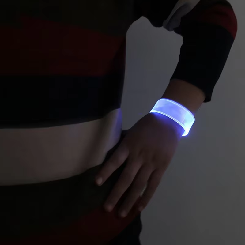 20/100/500pcs Luminous Bracele - đánh giá và giá Outdoor Lighting Event